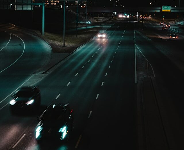 Driver dead following multi-vehicle crash on Highway 401 in Mississauga ...