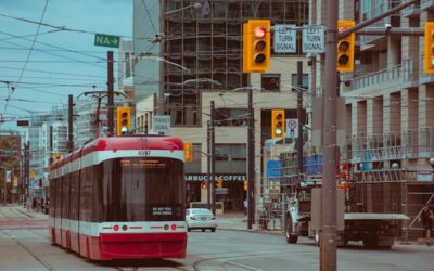 Two injured in head-on collision between streetcar and vehicle near Bathurst and Dundas