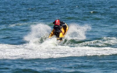 Man taken to hospital following jet ski crash in Lake Ontario