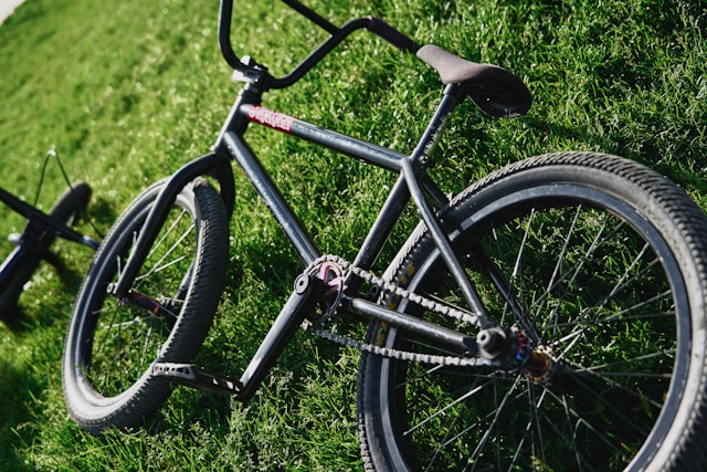 Legal Protection for Young Cyclists in Ontario: A Guide to Injury Compensation