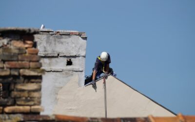Construction worker critically hurt after falling off roof in Southgate Township