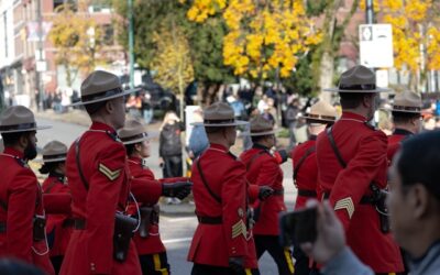 RCMP officer injured after being hit by vehicle in Ottawa