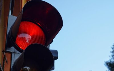 Woman injured after two vehicles collide at Mississauga intersection