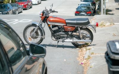 Collision leaves motorcyclist hospitalized with serious injuries in Cambridge