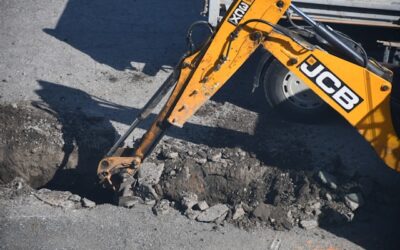Worker dies after falling into hole at Brampton construction site