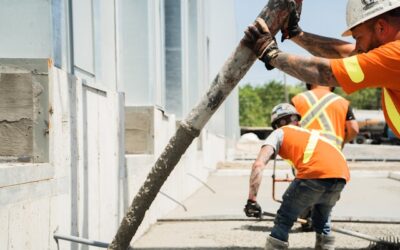 Construction worker seriously hurt after falling at Ottawa work site
