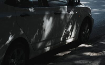 男子在北约克下车后遭车辆撞击
