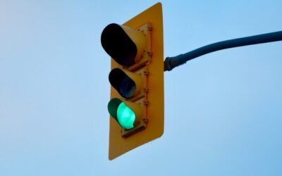 One driver injured in two-vehicle crash at Mississauga intersection
